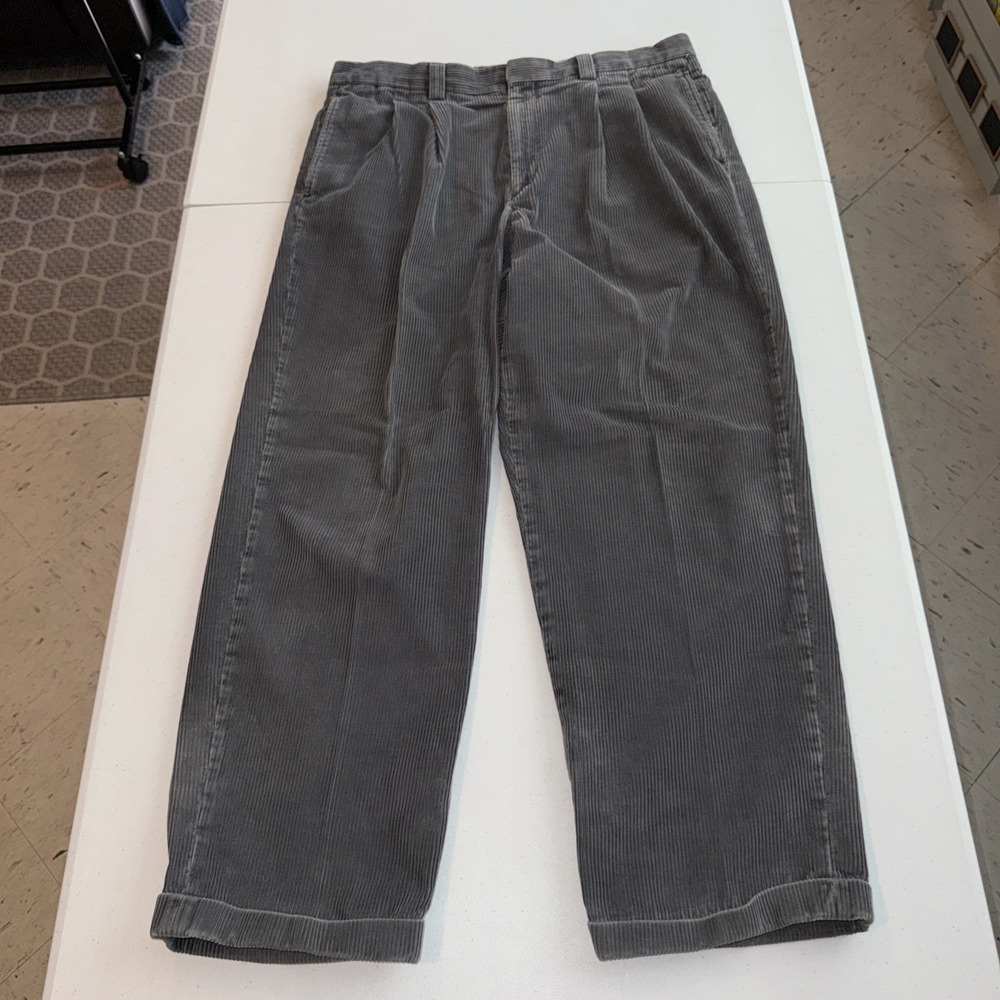 Vintage LL Bean Pants Mens 35x30 Gray Corduroy Outdoor Pleated